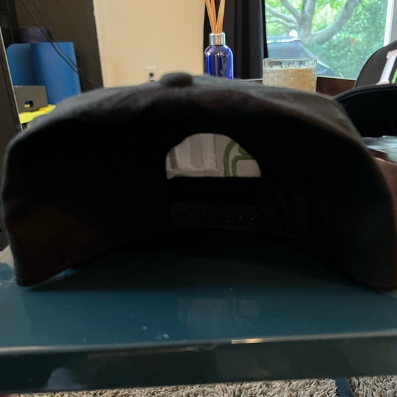 Patron DE SnapBack - Picture 2 of 2